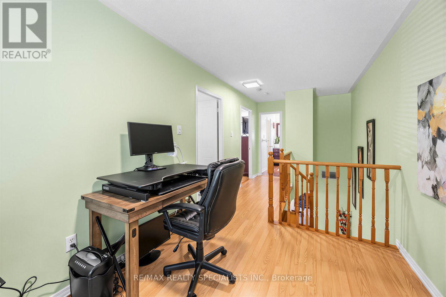 1152 West Shore Drive, Mississauga, Ontario  L5E 3H8 - Photo 19 - W13777004