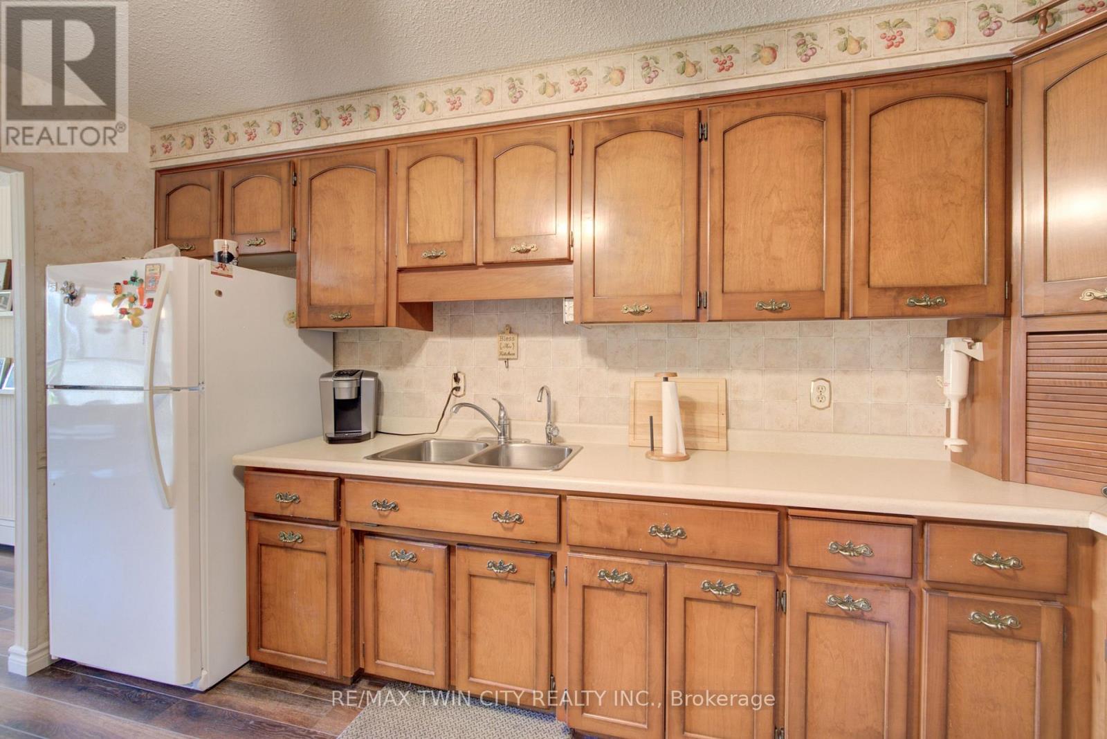 205 - 380 Champlain Boulevard, Cambridge, Ontario  N1R 7J6 - Photo 19 - X13776918