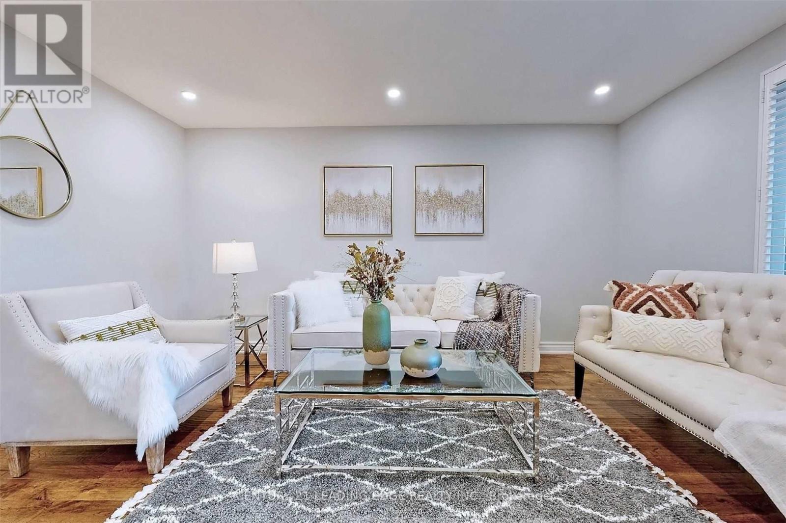Main - 170 Ellington Drive, Toronto, Ontario  M1R 3Y3 - Photo 3 - E13759710