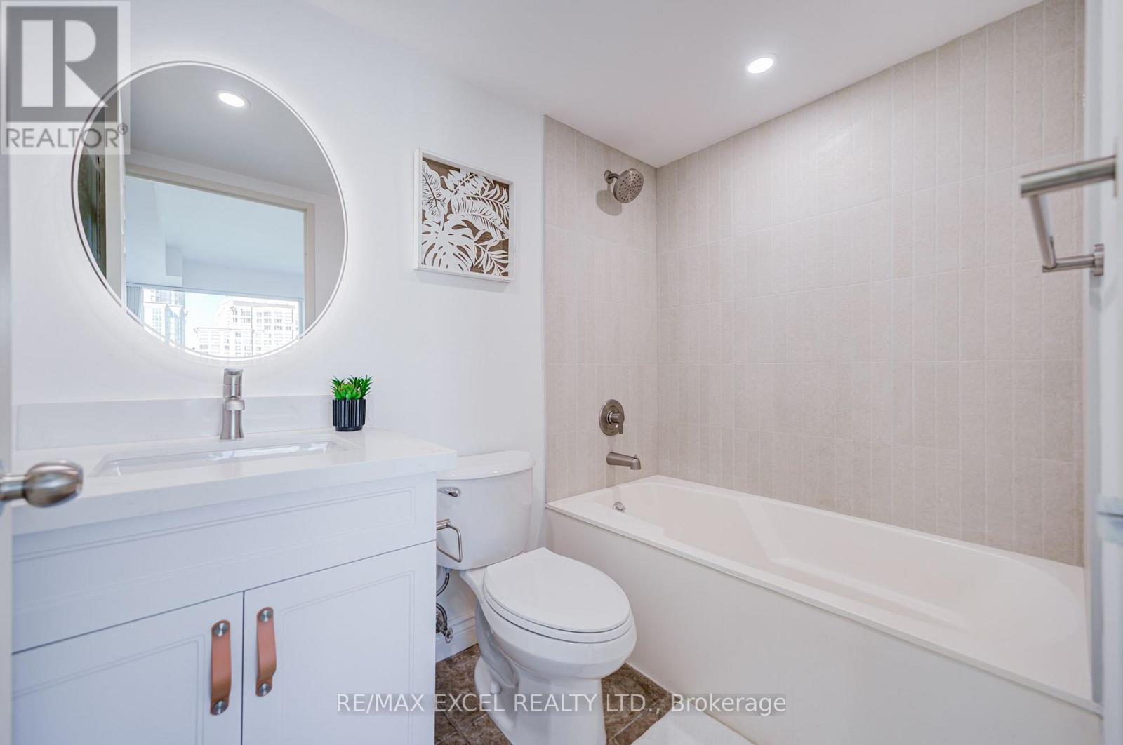 1706 - 8 Lee Centre Drive, Toronto, Ontario  M1H 3H8 - Photo 33 - E13775814