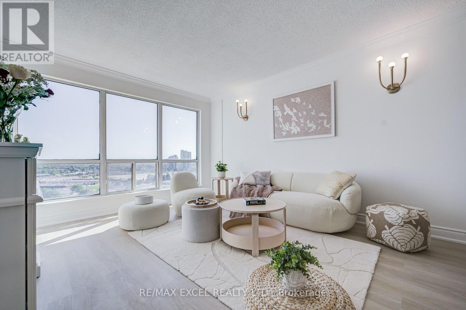 1706 - 8 Lee Centre Drive, Toronto, Ontario  M1H 3H8 - Photo 8 - E13775814
