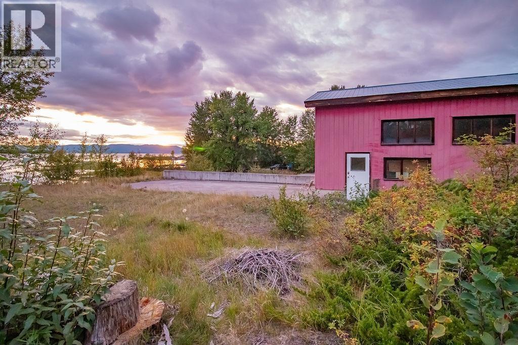 511 Stuart Drive, Fort St. James, British Columbia  V0J 1P0 - Photo 9 - C8081937