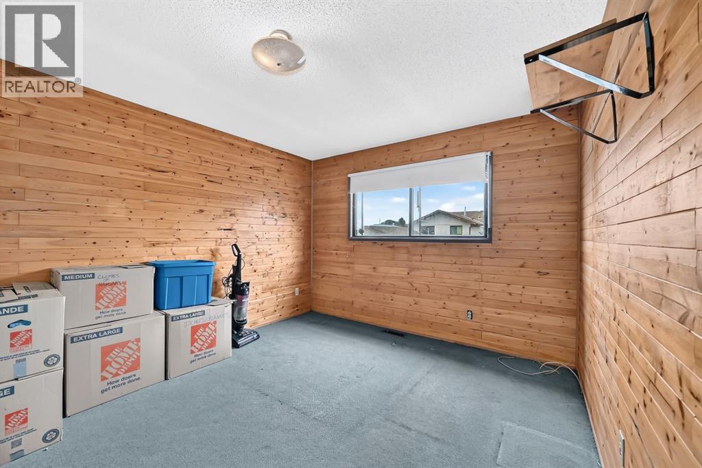 33 Aberdare Way NE, Calgary, Alberta  T2A 6T6 - Photo 15 - A2344844
