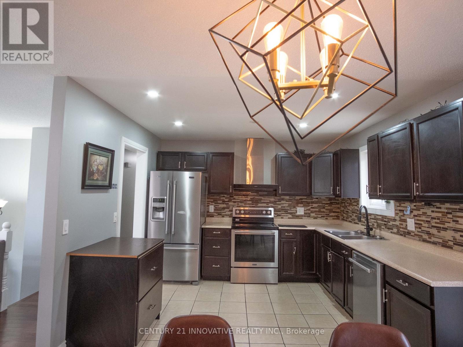 7 Pridham Crescent, Essa (Angus), Ontario  L0M 1B2 - Photo 7 - N13777014