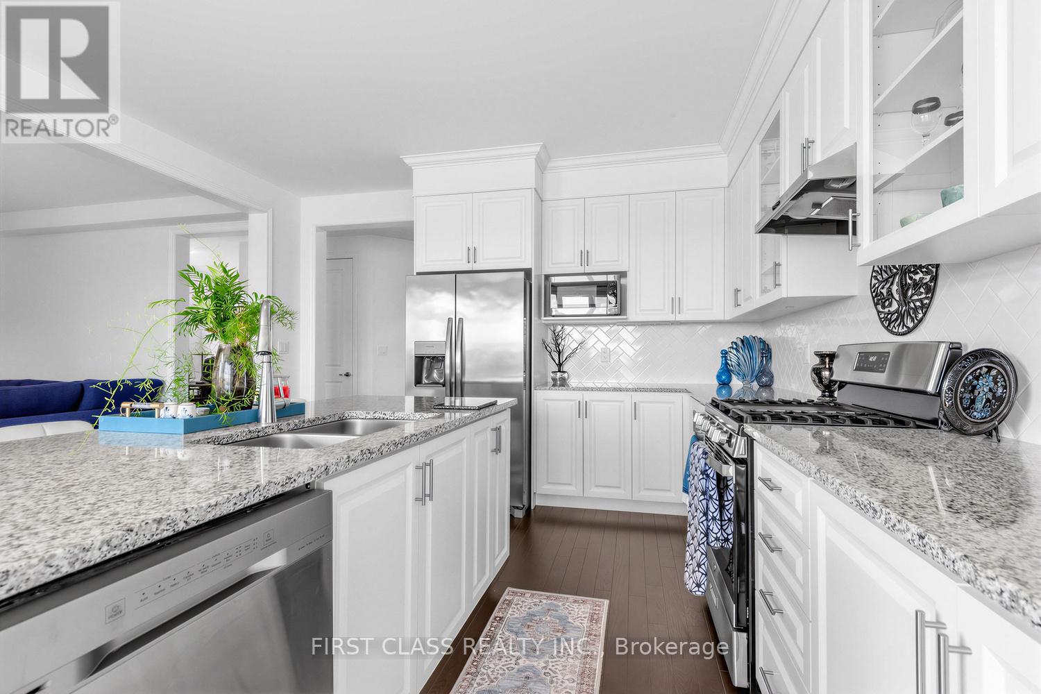 15 Abbey Crescent, Barrie, Ontario  L9J 0W9 - Photo 16 - S13777018