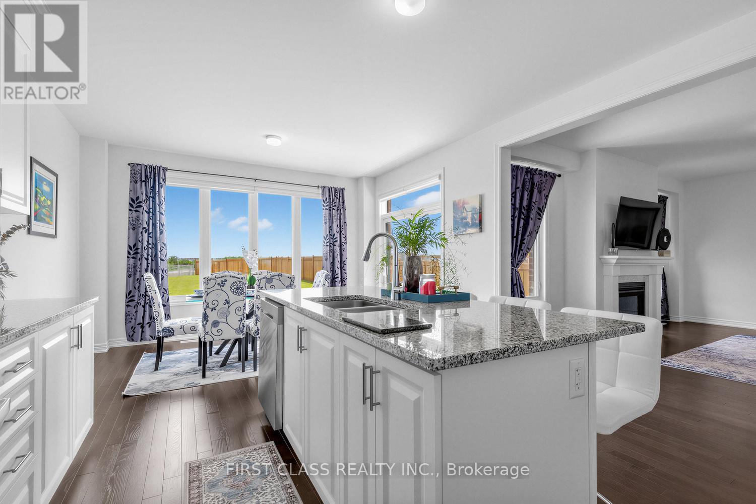 15 Abbey Crescent, Barrie, Ontario  L9J 0W9 - Photo 17 - S13777018
