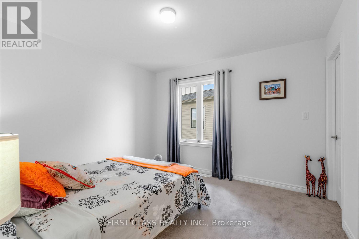 15 Abbey Crescent, Barrie, Ontario  L9J 0W9 - Photo 34 - S13777018