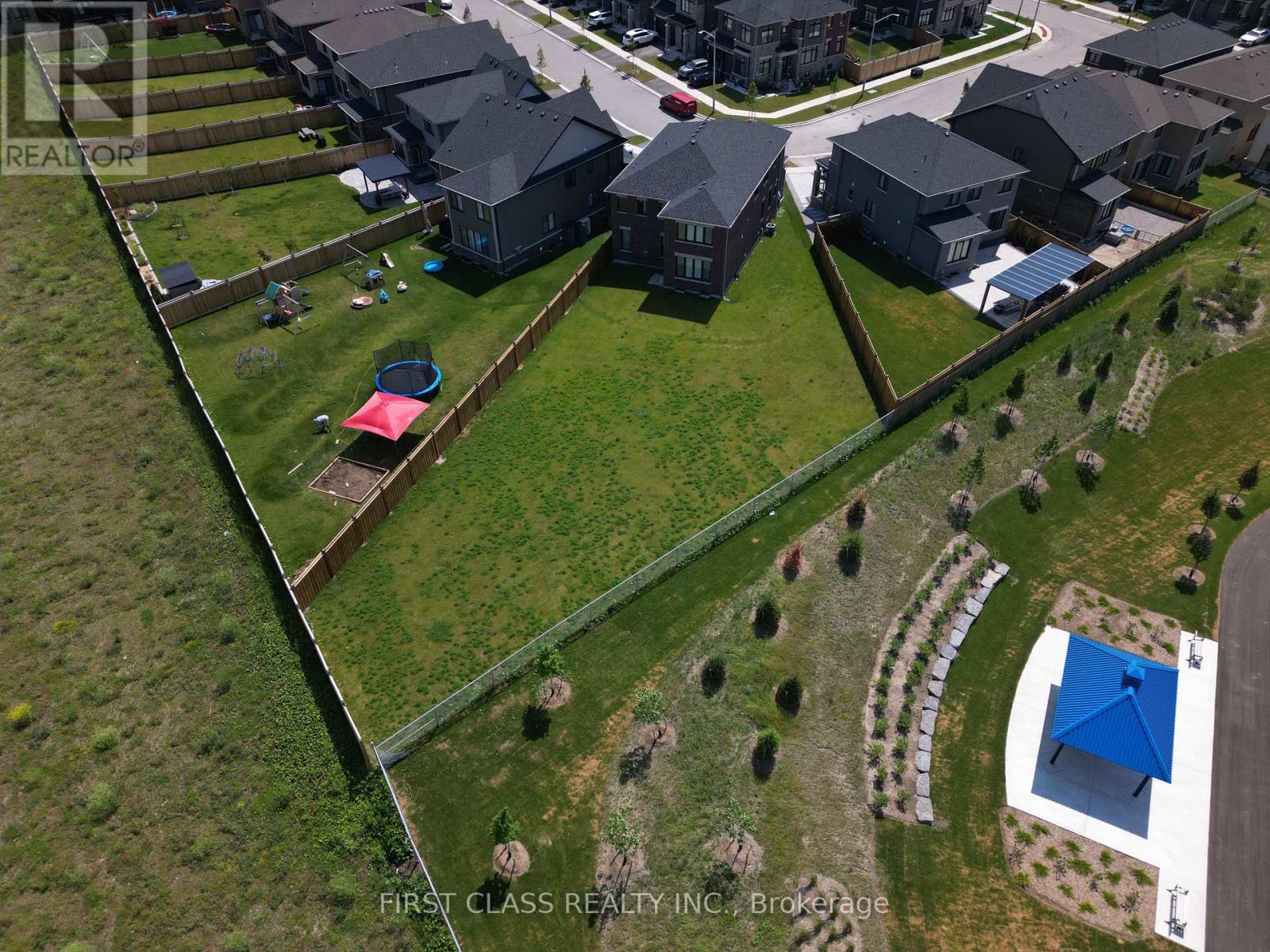 15 Abbey Crescent, Barrie, Ontario  L9J 0W9 - Photo 42 - S13777018