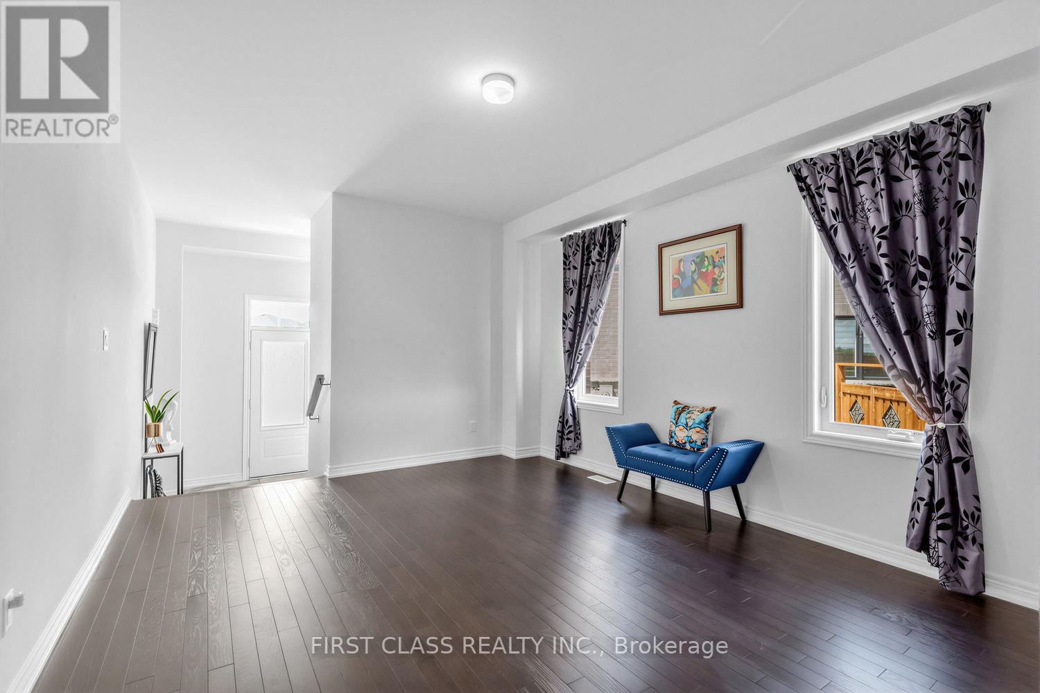 15 Abbey Crescent, Barrie, Ontario  L9J 0W9 - Photo 6 - S13777018