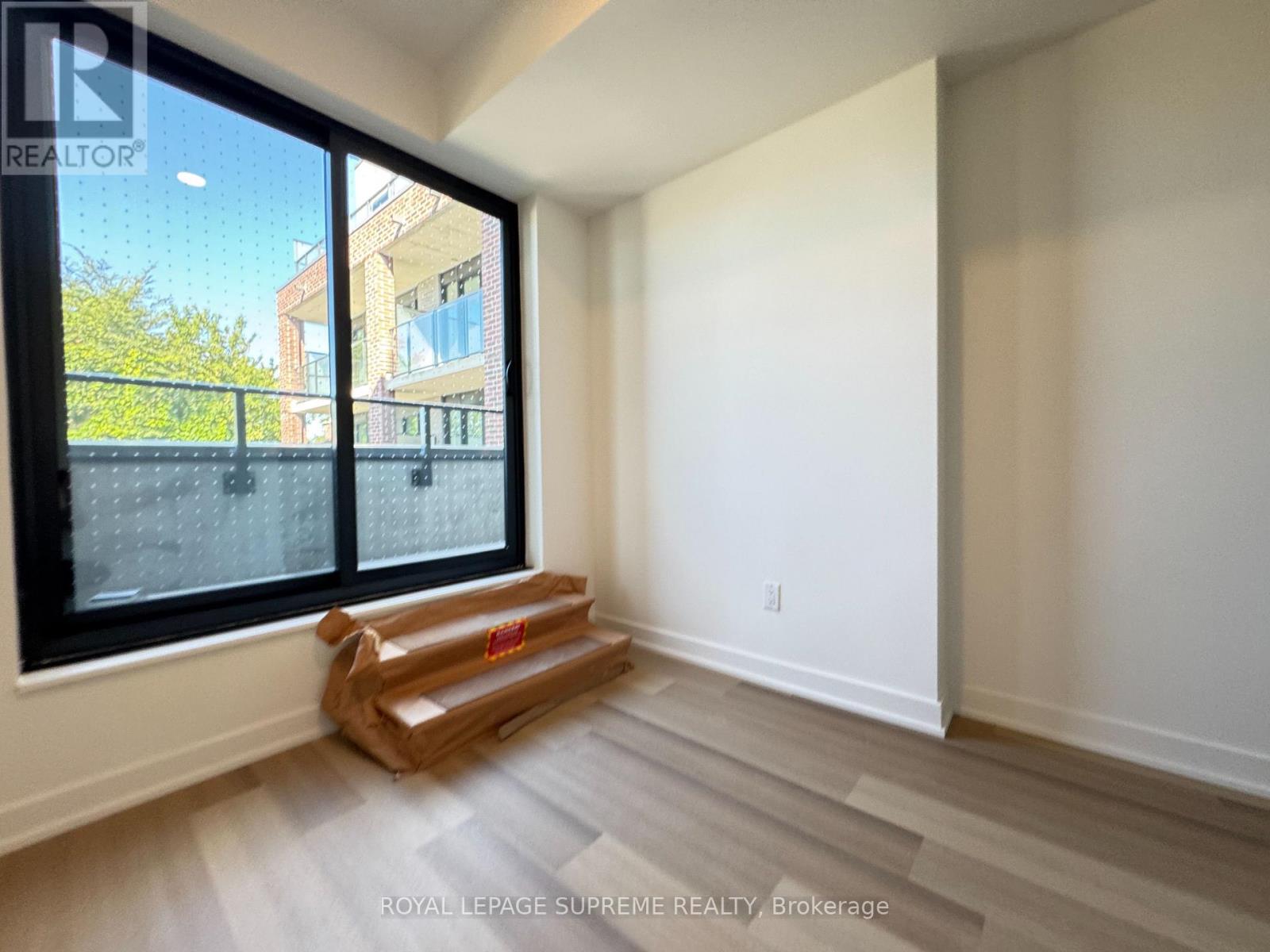 309 - 1 Vine Avenue, Toronto, Ontario  M6P 0C8 - Photo 9 - W13777016