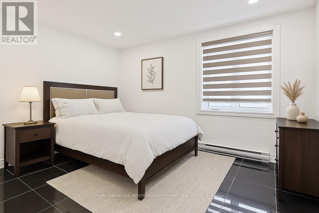 1 - 93 Park Street W, Mississauga, Ontario  L5H 1L2 - Photo 12 - W13777032