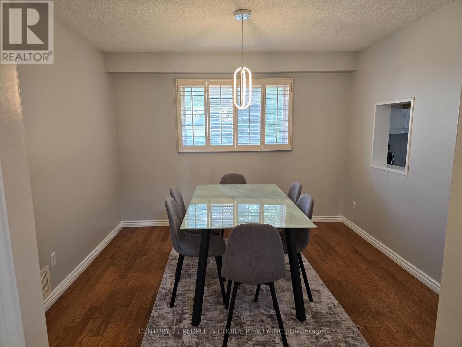 6063 Farmstead Lane, Mississauga, Ontario  L5N 2Y9 - Photo 9 - W13774628
