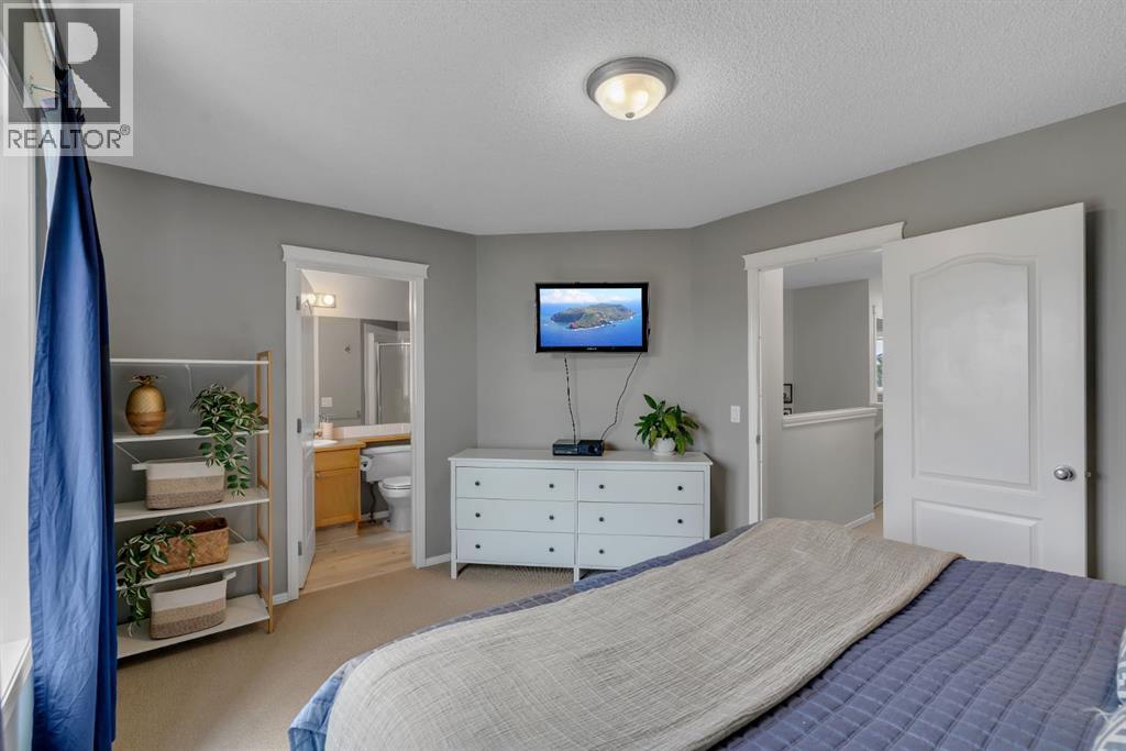 15 Eversyde Heath Sw, Calgary, Alberta  T2Y 4P8 - Photo 16 - A2342695