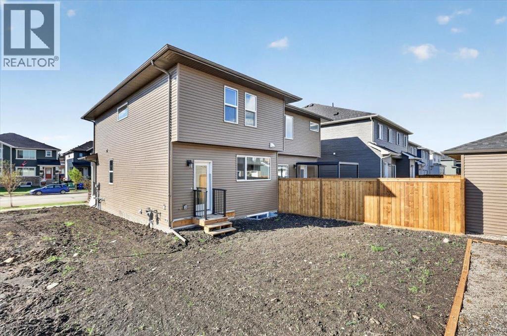 364 Fireside Drive, Cochrane, Alberta  T4C 3E1 - Photo 34 - A2343923