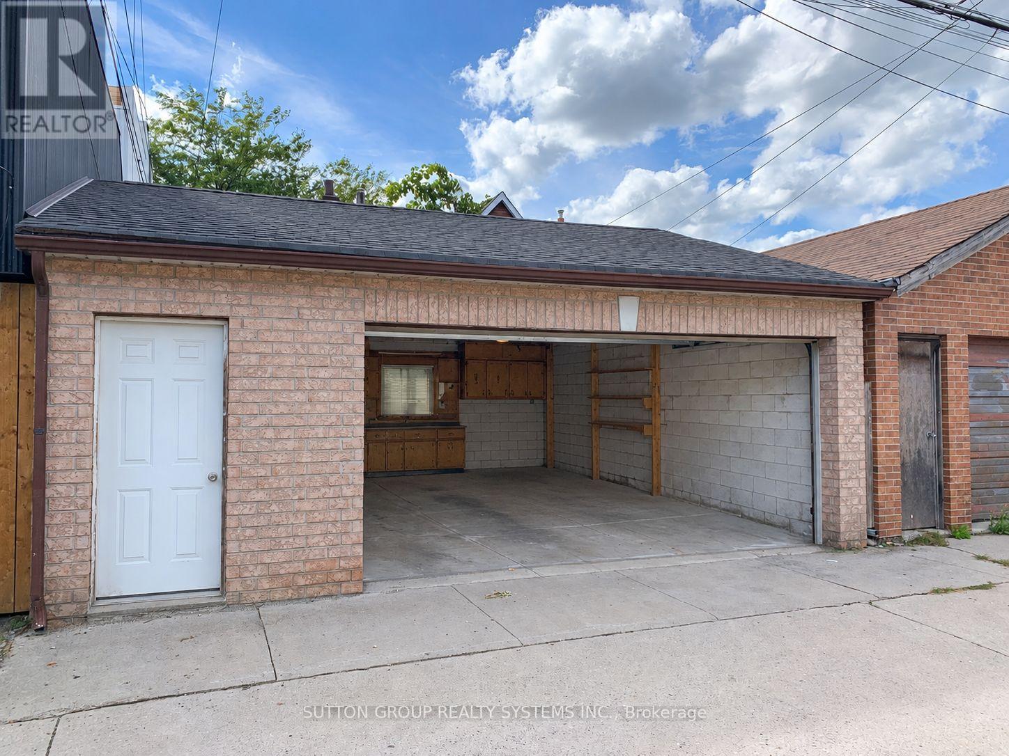 1139 Dovercourt Road, Toronto, Ontario  M6H 2Y1 - Photo 19 - C13752436