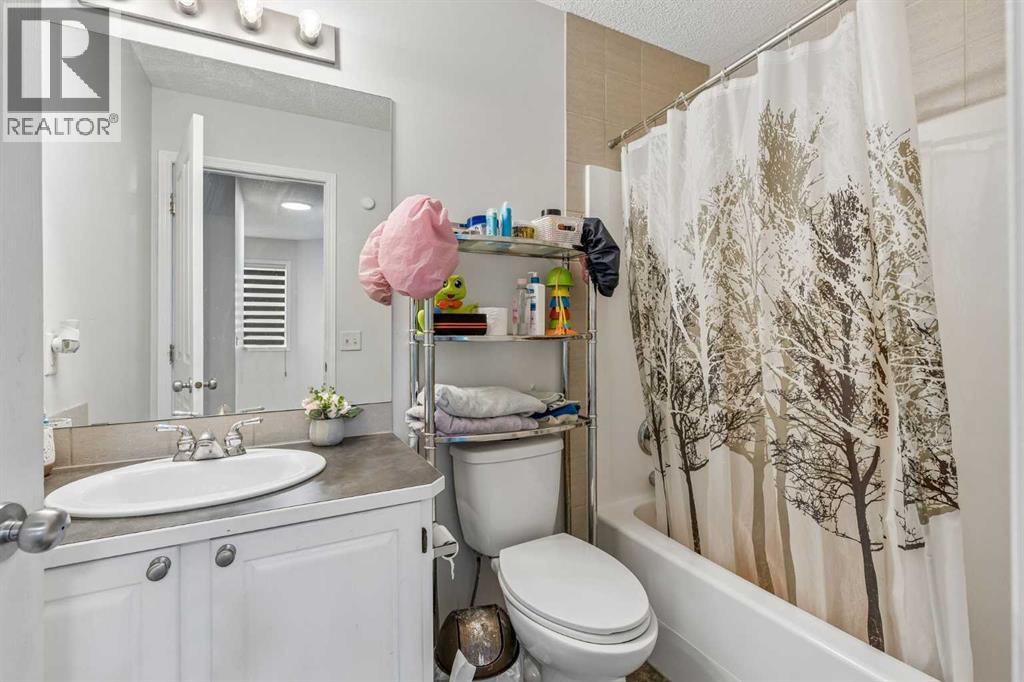 60 Cranfield Park Se, Calgary, Alberta  T3M 1B4 - Photo 22 - A2331117