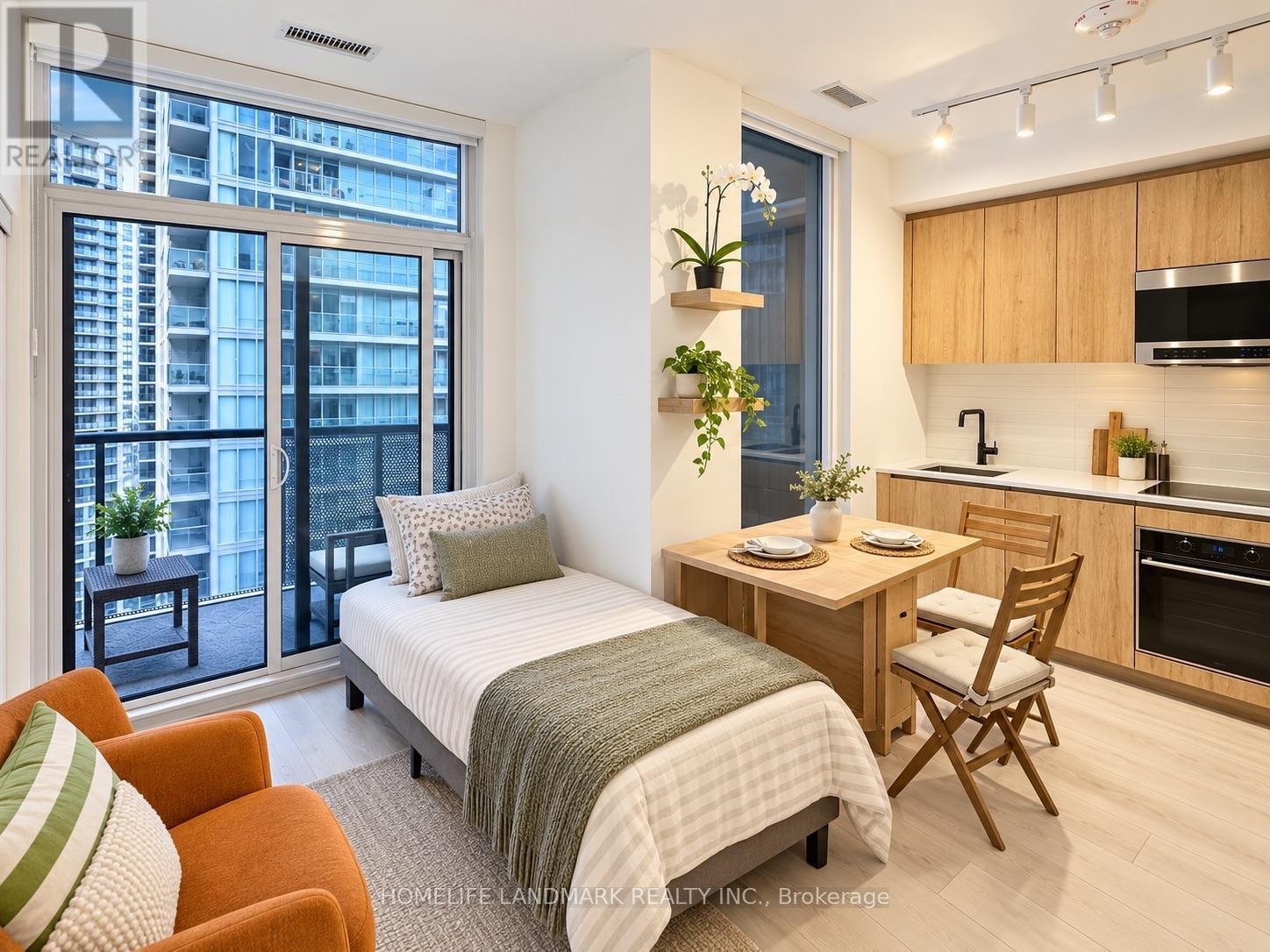 1903 North Tower - 117 Broadway Avenue, Toronto, Ontario M4P 1V3 - Photo 2 - C13777038