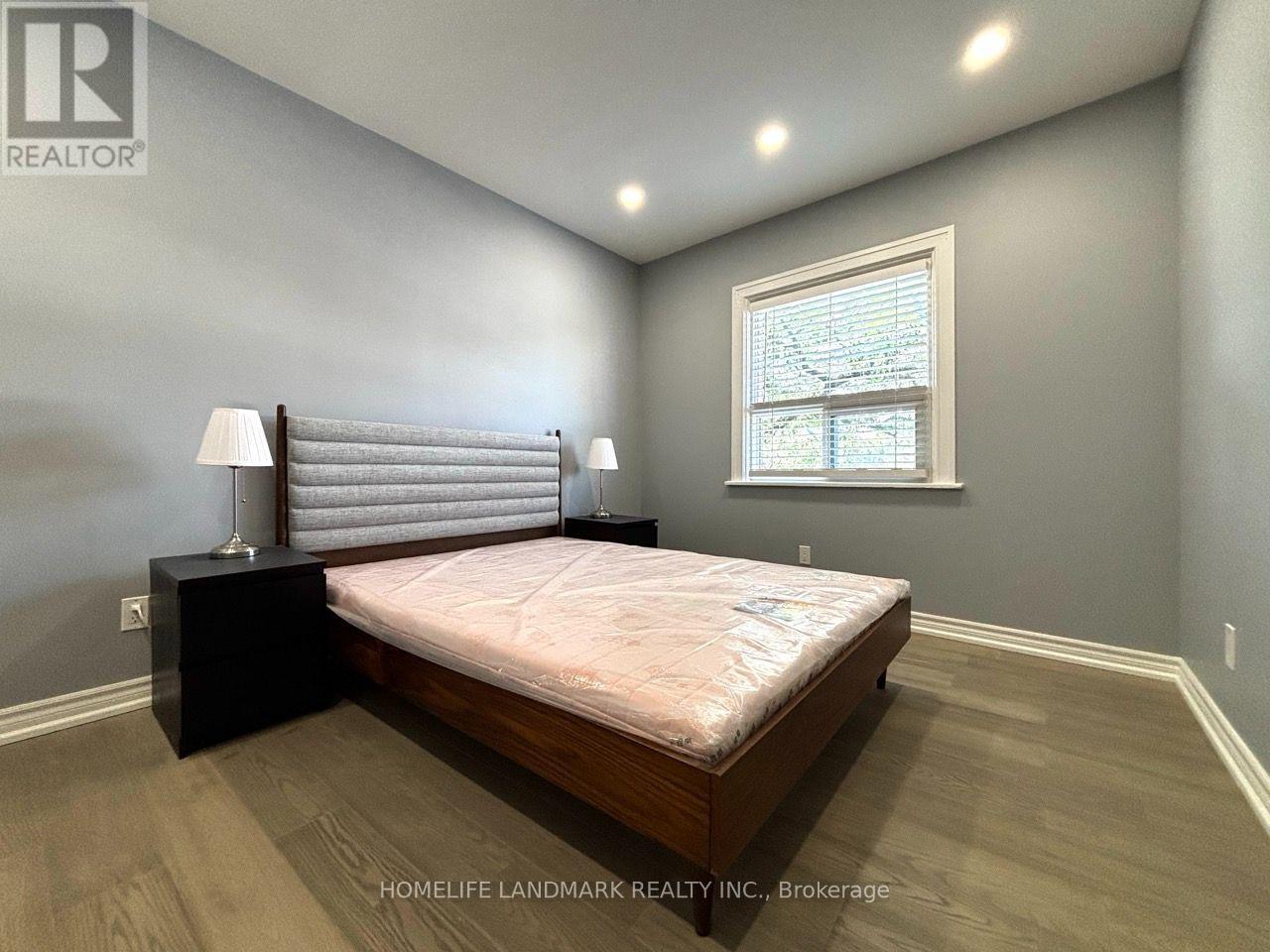 Unit 1 - 3229 Yonge Street, Toronto, Ontario  M4N 2L3 - Photo 11 - C13777070