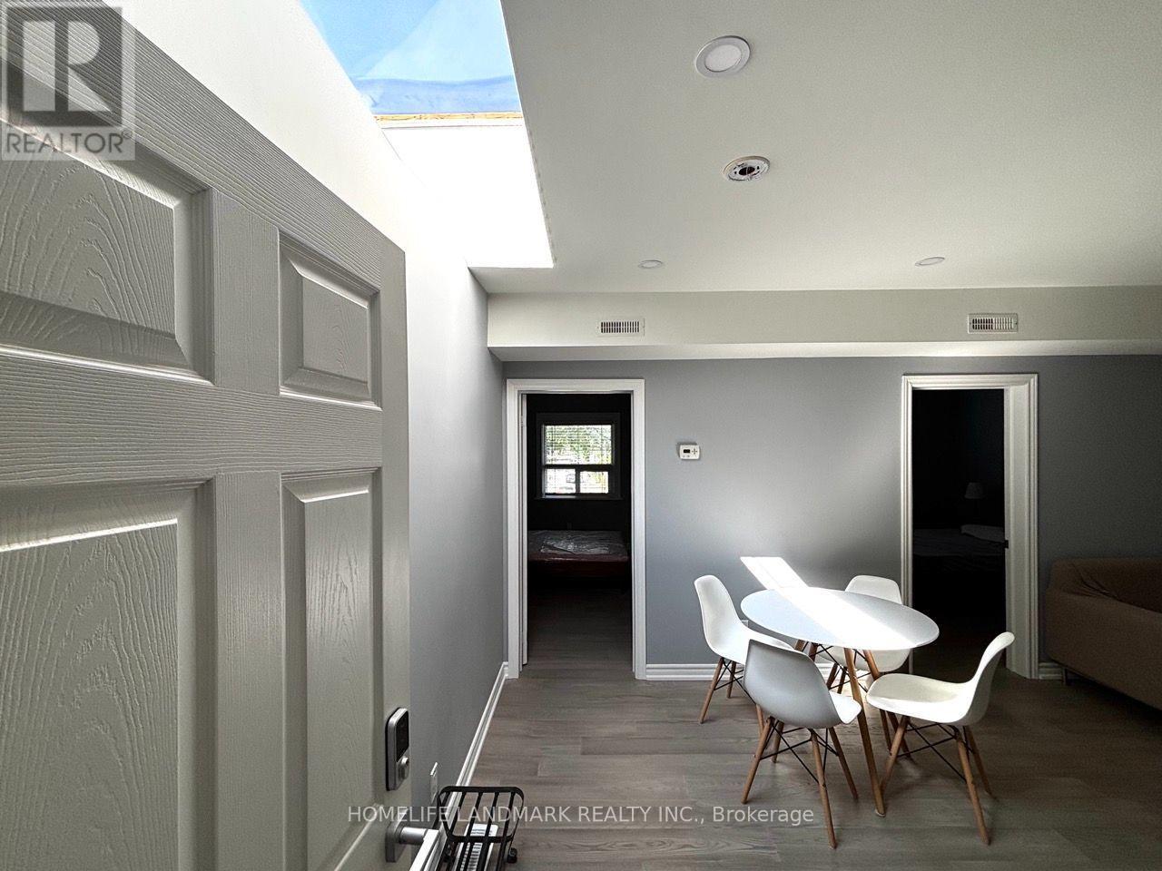 Unit 1 - 3229 Yonge Street, Toronto, Ontario  M4N 2L3 - Photo 3 - C13777070