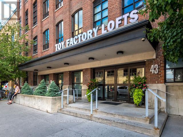 718 - 43 Hanna Avenue, Toronto, Ontario M6K 1X1 - Photo 1 - C13777098