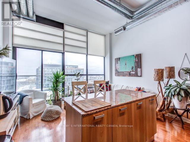 718 - 43 Hanna Avenue, Toronto, Ontario M6K 1X1 - Photo 7 - C13777098