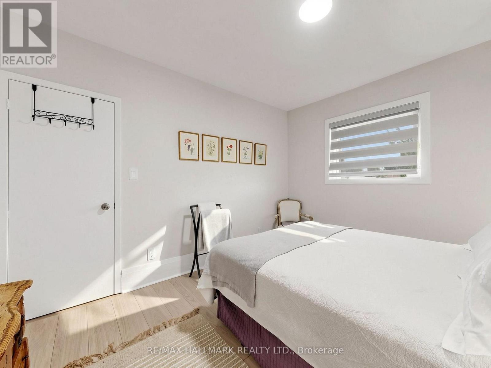 Main/second Floor - 20 Glenfern Avenue, Toronto, Ontario  M4E 1B7 - Photo 22 - E13777056