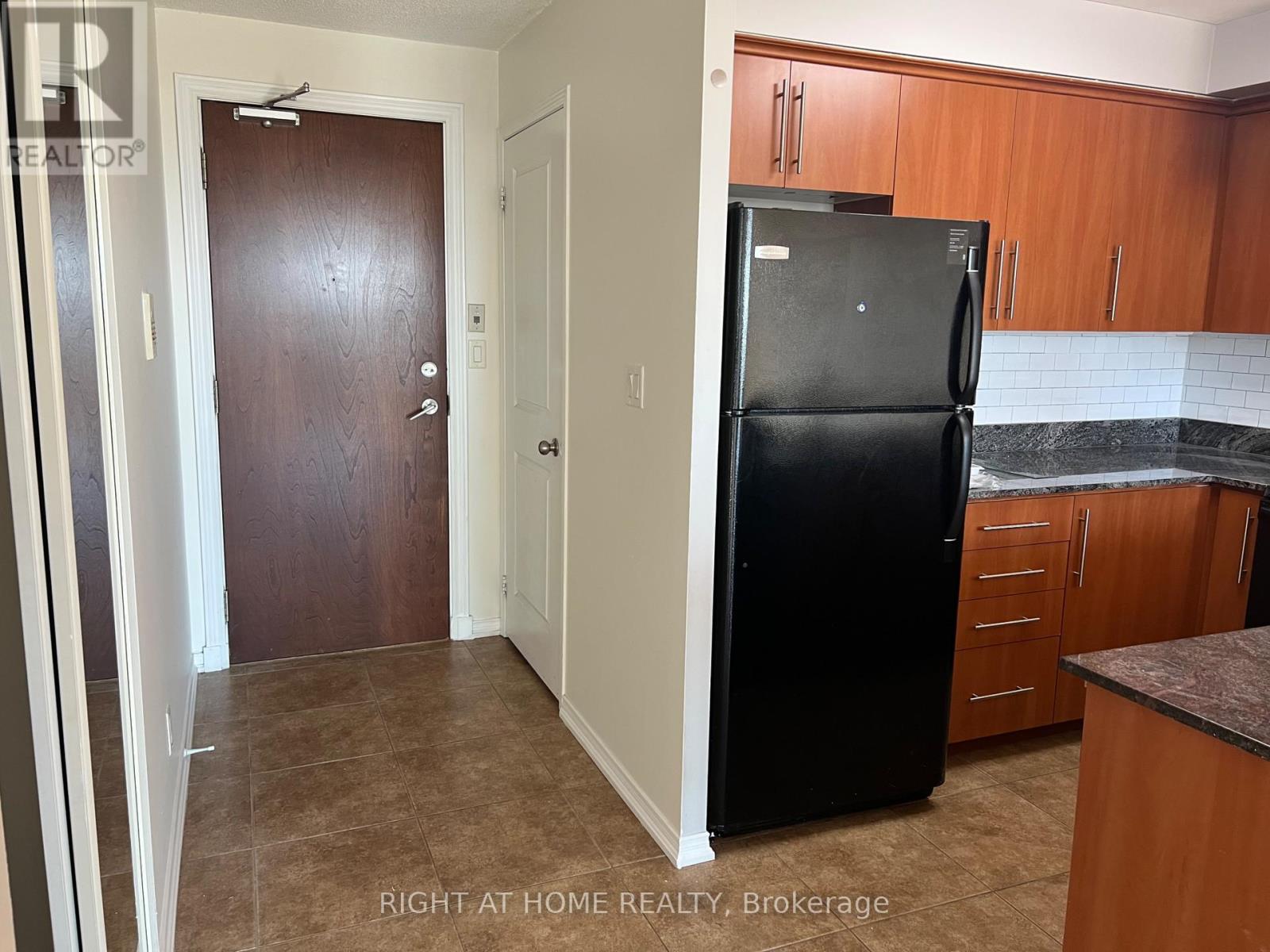 7d - 8 Rosebank Drive, Toronto, Ontario M1B 5Z3 - Photo 7 - E13777092