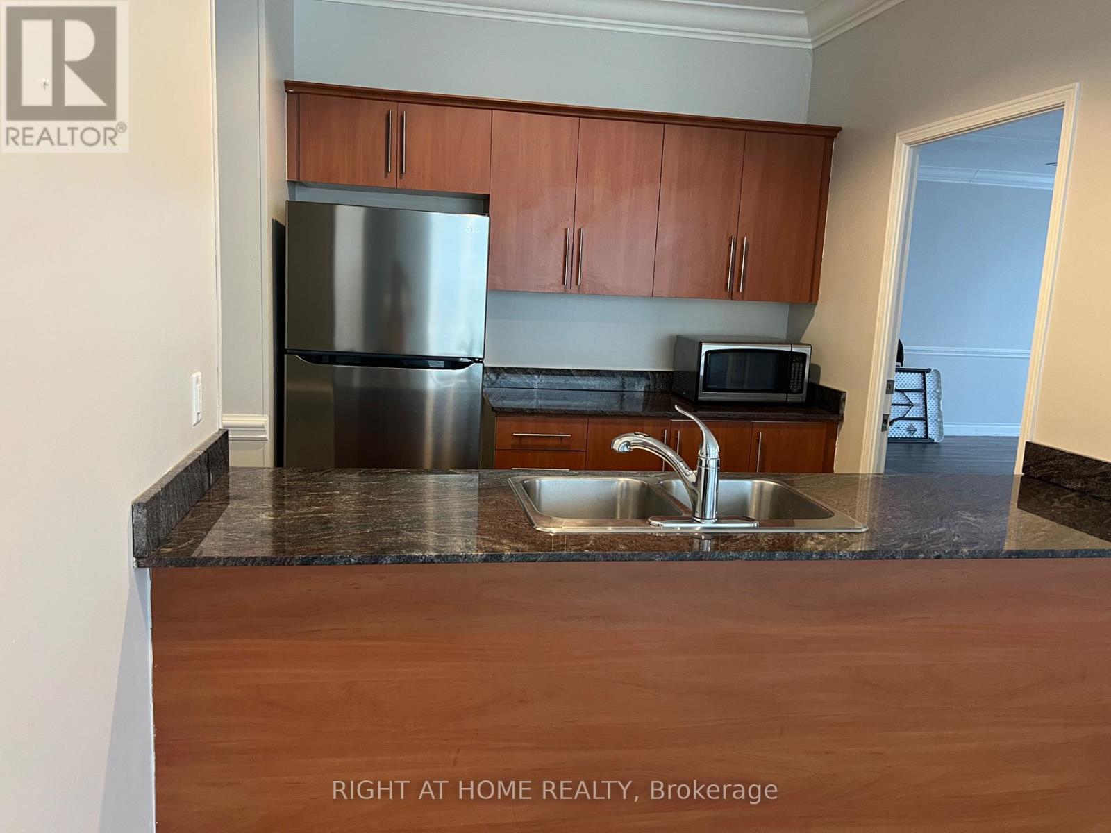7d - 8 Rosebank Drive, Toronto, Ontario M1B 5Z3 - Photo 8 - E13777092