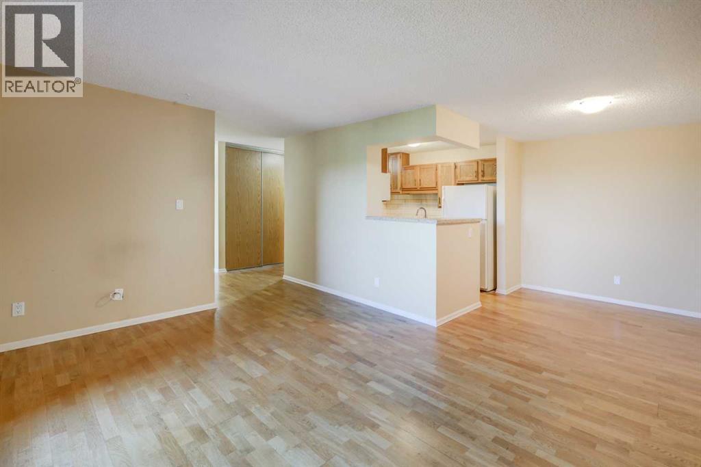 508, 8604 48 Avenue NW, Calgary, Alberta  T3B 5E6 - Photo 4 - A2344913