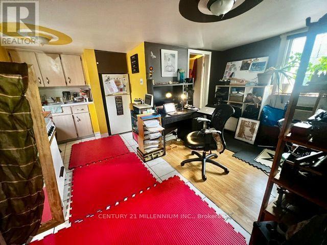 38 Miller Street, Toronto, Ontario  M6N 2Z7 - Photo 10 - W13777046