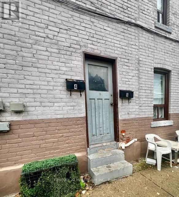 38 Miller Street, Toronto, Ontario  M6N 2Z7 - Photo 7 - W13777046