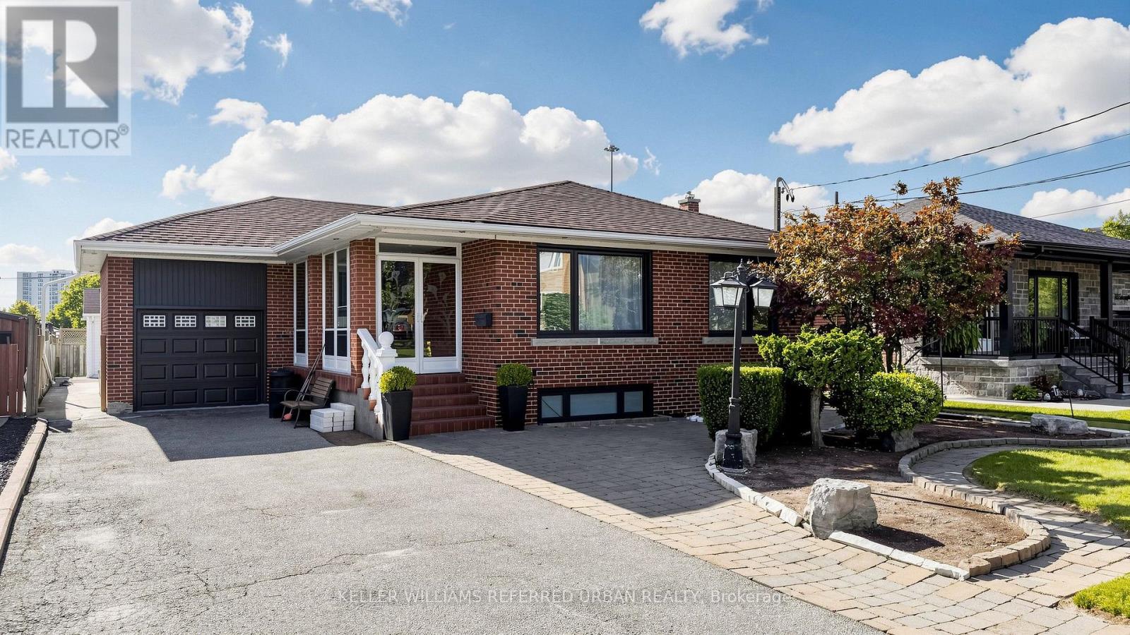 LOWER - 6 FRANKFORT AVENUE, Toronto, Ontario