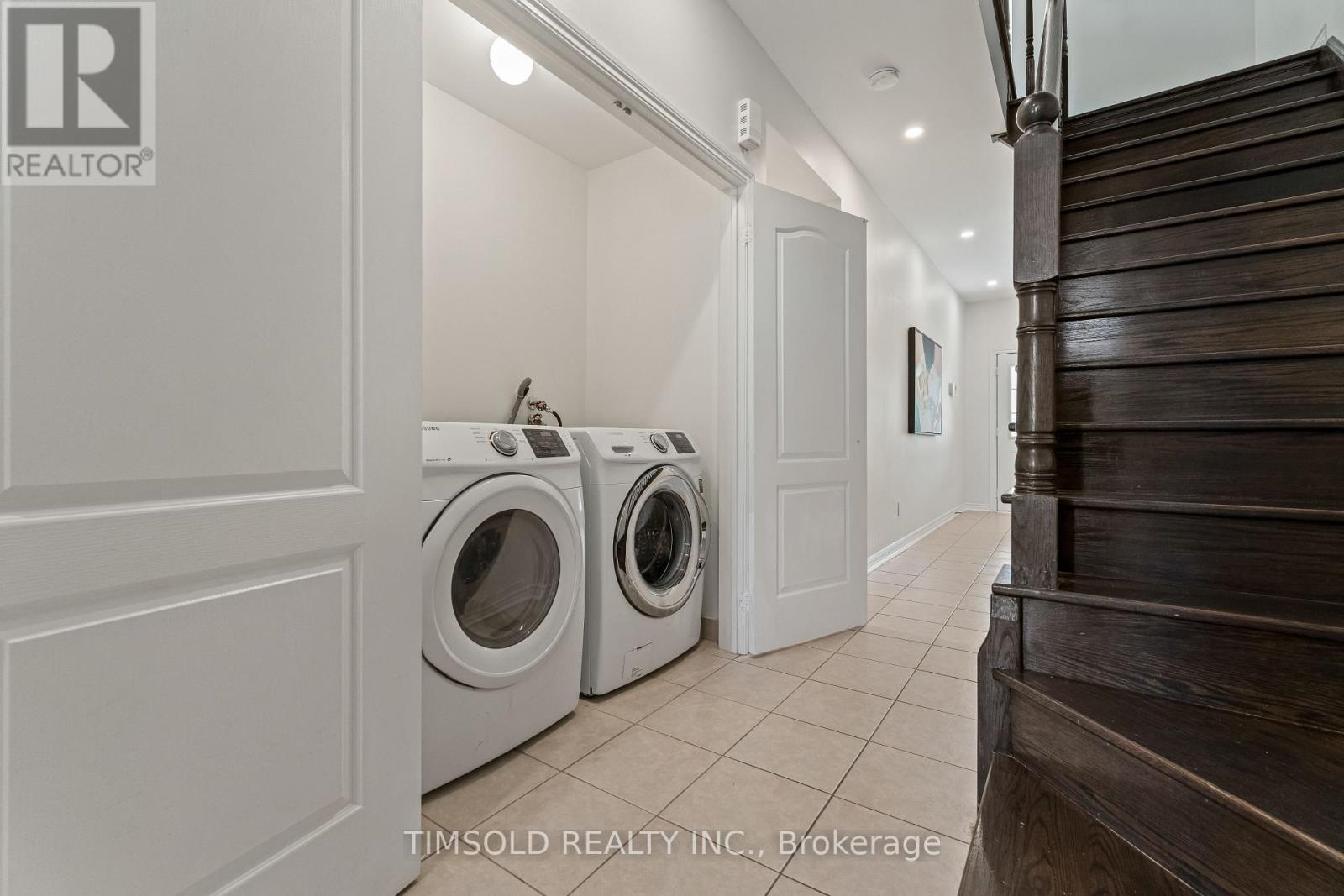 45 Anthony Roman Avenue, Markham, Ontario  L6C 0P3 - Photo 7 - N13770902
