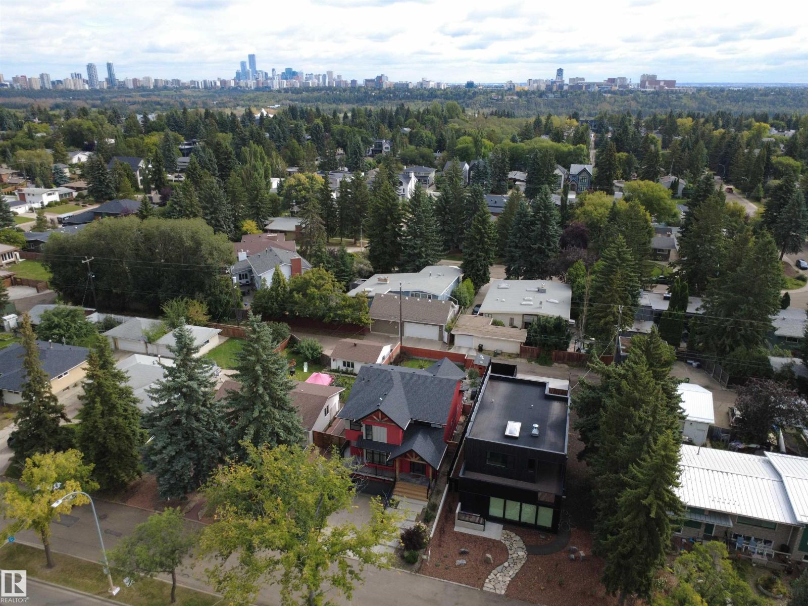 8815 142 St NW, Edmonton, Alberta  T5S 2H6 - Photo 4 - E4508462