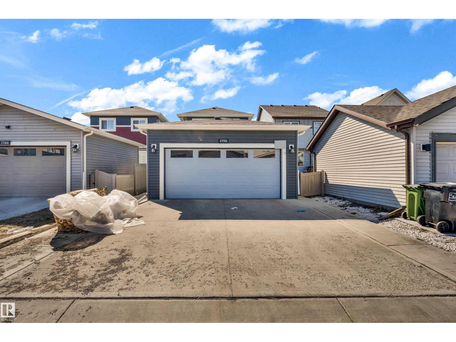1750 25a St NW, Edmonton, Alberta  T6T 2H9 - Photo 4 - E4508466