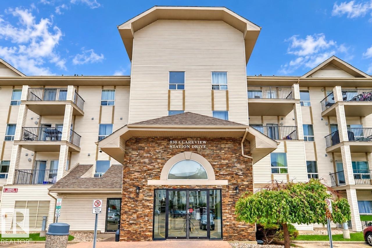 #1122 330 CLAREVIEW STATION DR NW, Edmonton, Alberta