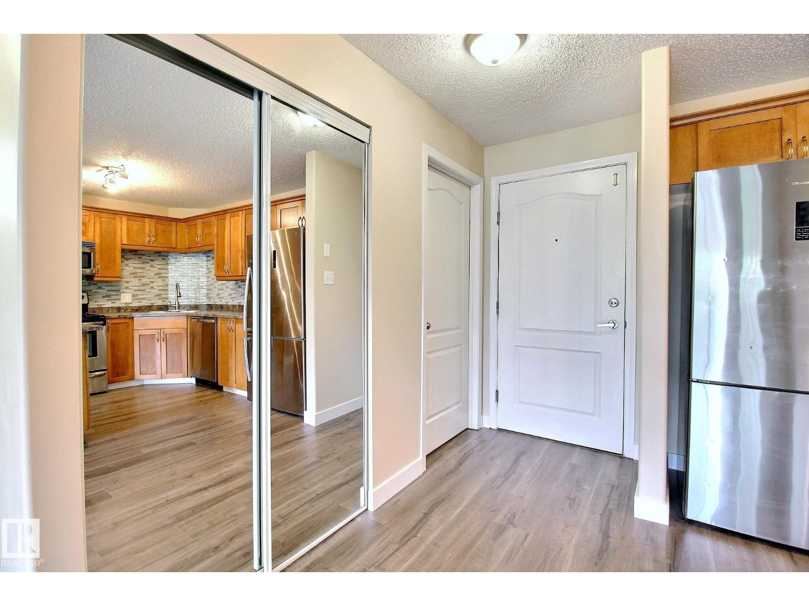 #1122 330 Clareview Station Dr NW, Edmonton, Alberta  T5Y 0E6 - Photo 3 - E4508463