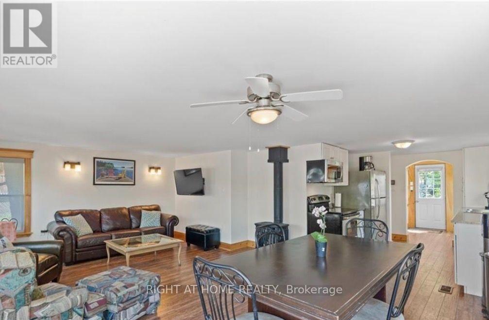 1190 South Morrison Lake Road, Gravenhurst, Ontario  P0E 1G0 - Photo 11 - X13777088