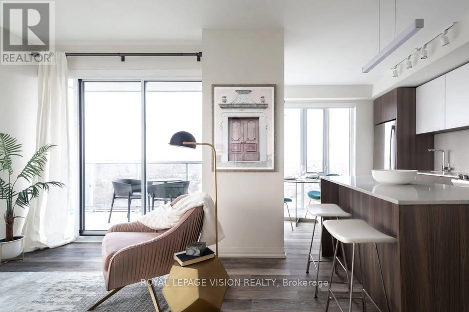 1604 - 25 Montgomery Avenue, Toronto, Ontario  M8X 1Z6 - Photo 4 - W13777076