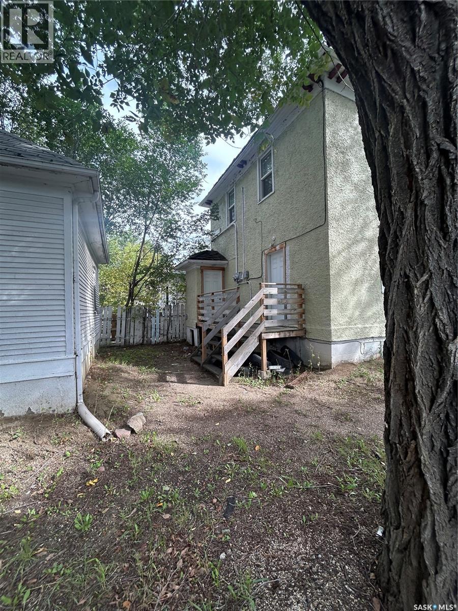 1961 Montreal Street, Regina, Saskatchewan  S4P 1L4 - Photo 2 - SK048191
