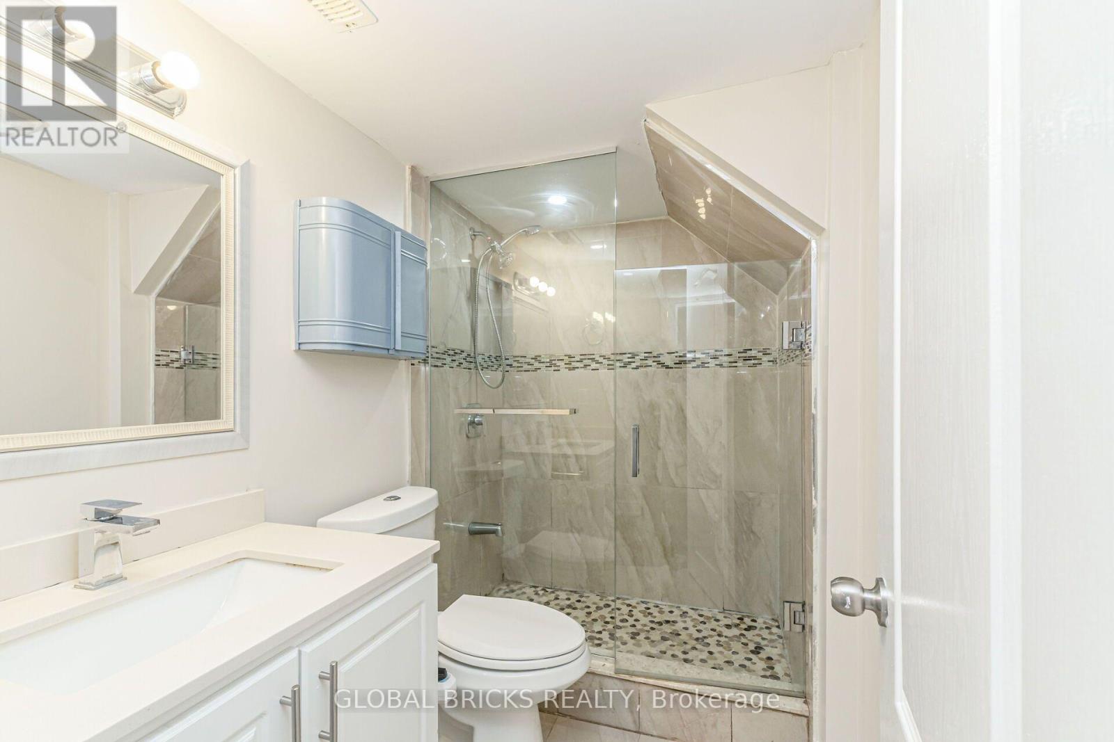 6190 Saltmarsh Court, Mississauga, Ontario  L5N 5V8 - Photo 36 - W13749124