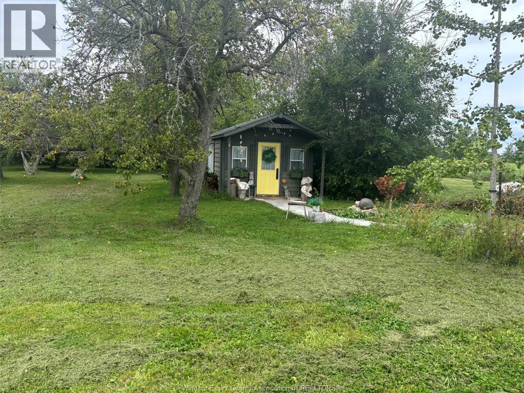 1138 South Middle, Lakeshore, Ontario  N0R 1V0 - Photo 5 - 26022360