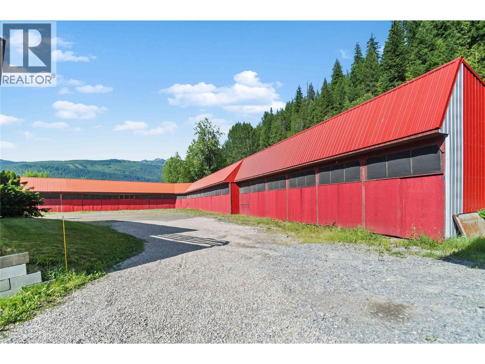 2054 Trans Canada Highway, Sicamous, British Columbia  V0E 2V0 - Photo 21 - 10391320
