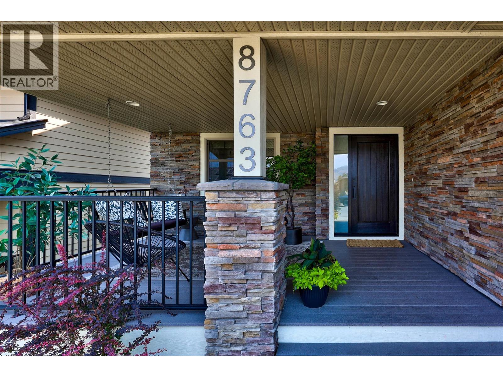 8763 Badger Drive, Kamloops, British Columbia  V2C 0B2 - Photo 3 - 10395579