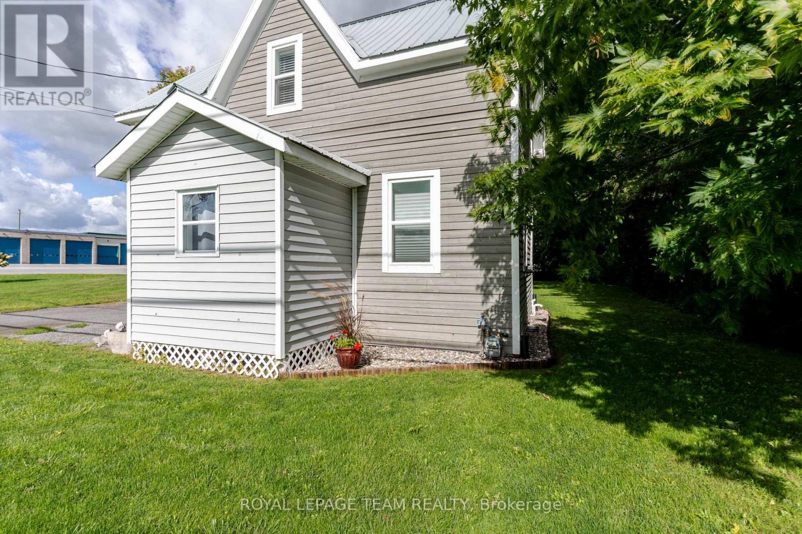 456 Almonte Street, Mississippi Mills, Ontario K0A 1A0 - Photo 3 - X13777122