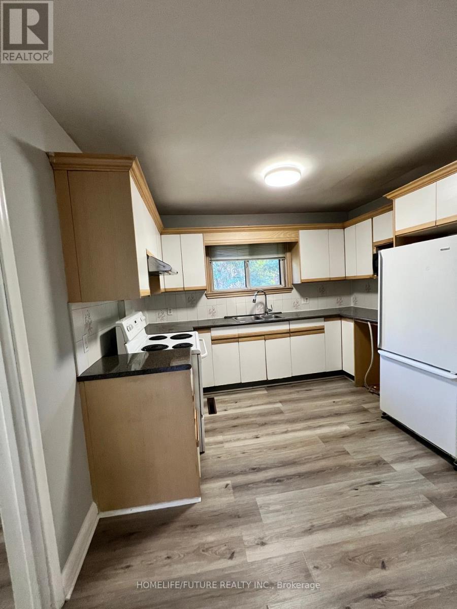 Main - 21 Mackinac Crescent, Toronto, Ontario  M1J 1P8 - Photo 11 - E13777130