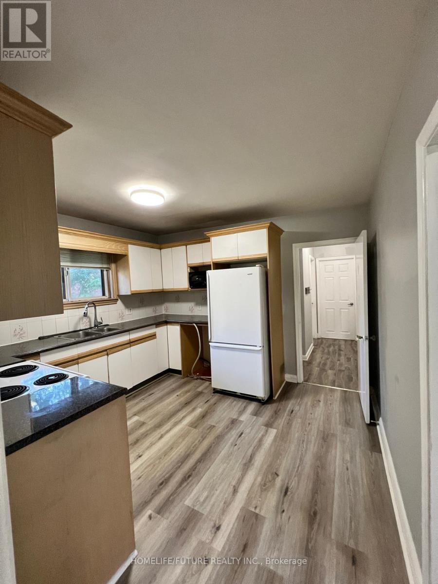 Main - 21 Mackinac Crescent, Toronto, Ontario  M1J 1P8 - Photo 9 - E13777130