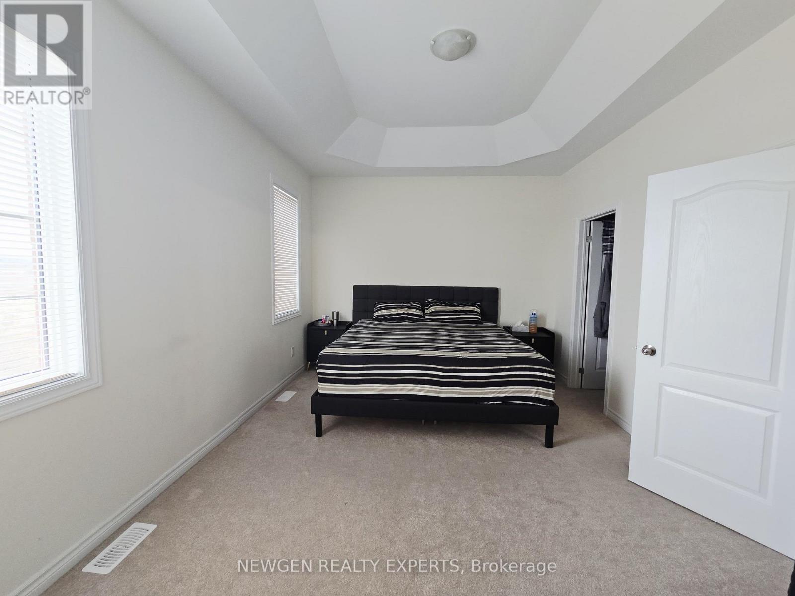 12 Cachia Lane, Ajax, Ontario  L1T 0P8 - Photo 8 - E13777148