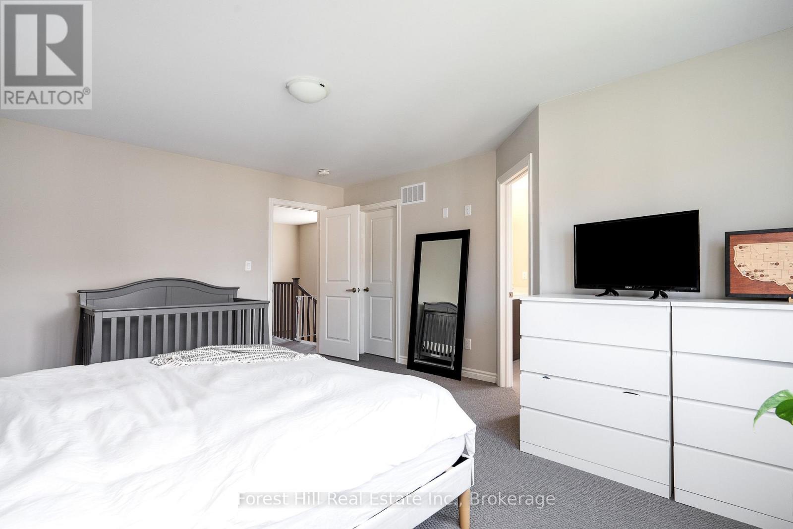 281 Springfield Crescent, Clearview (Stayner), Ontario  L0M 1S0 - Photo 15 - S13777116