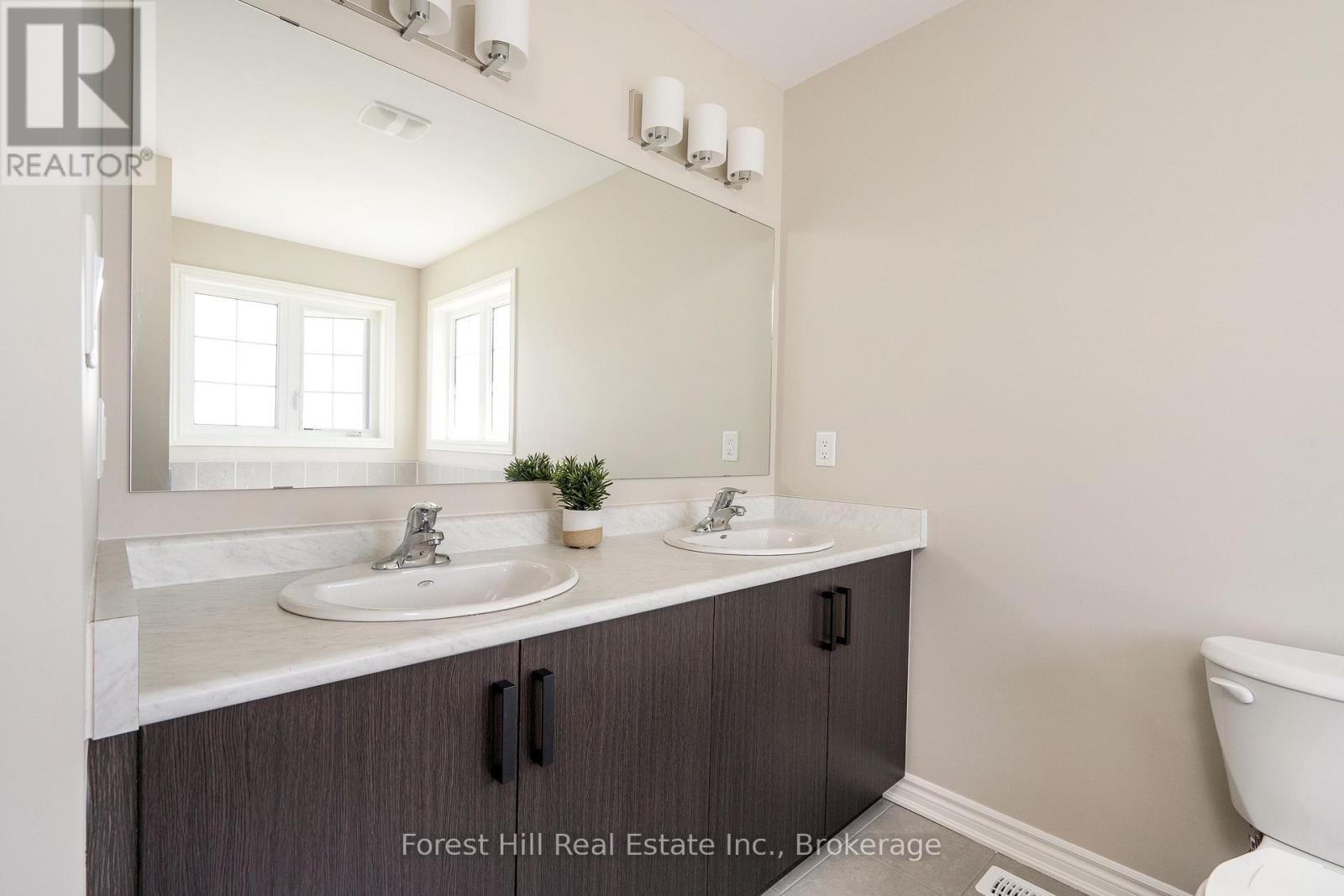 281 Springfield Crescent, Clearview (Stayner), Ontario  L0M 1S0 - Photo 17 - S13777116